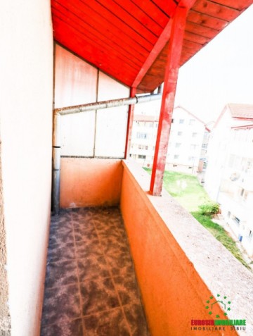 apartament-2-camere-decomandat-de-vanzare-zona-tilisca-sibiu-etaj-2-5